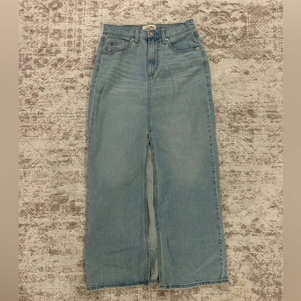 Universal Thread Light Blue Denim Skirt